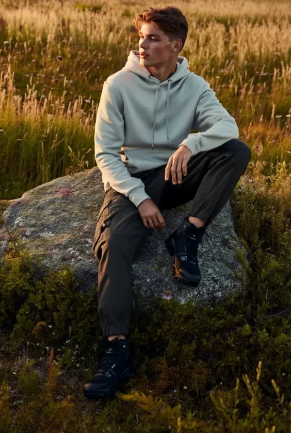 On Cloudrock Mid Waterproof