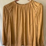Blusa cuello Camel