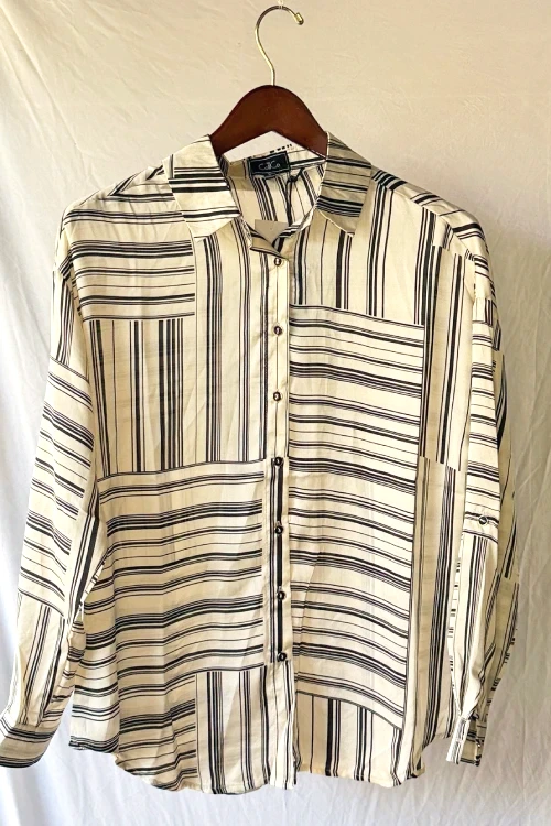 Camisa con Diseño en Rayas480