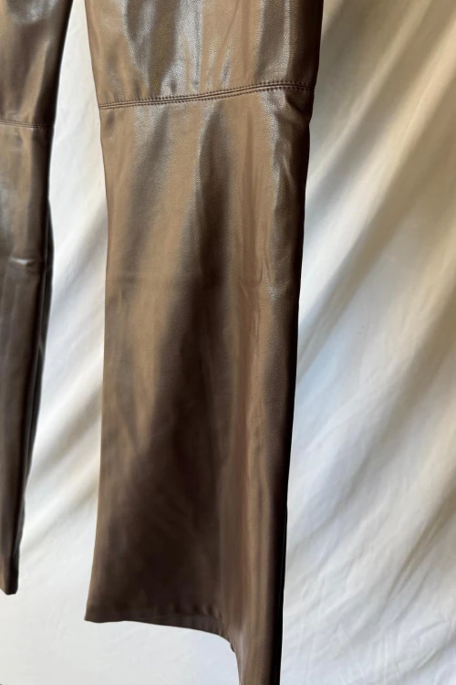 Pantalon Vinil