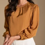 Blusa Cuello Camel
