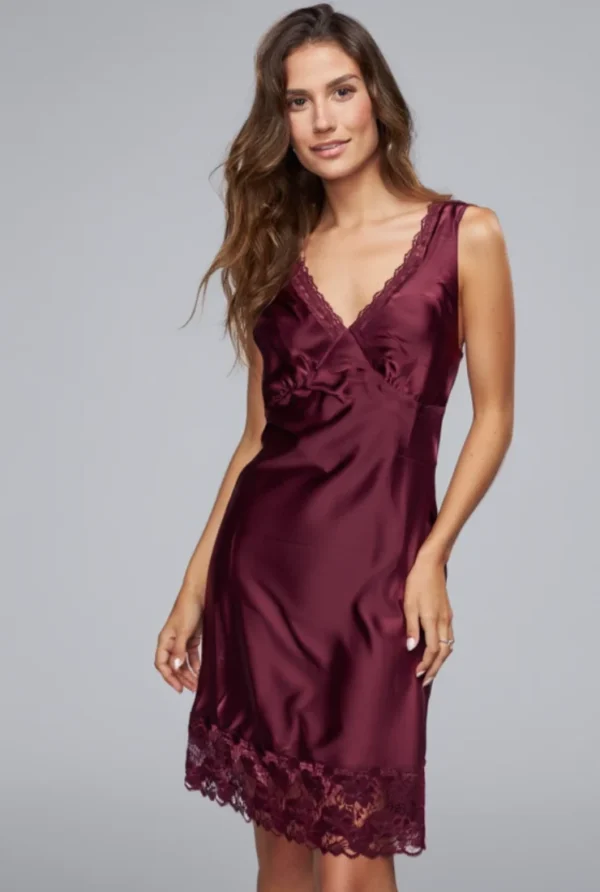 Vestido con Encaje Lisa